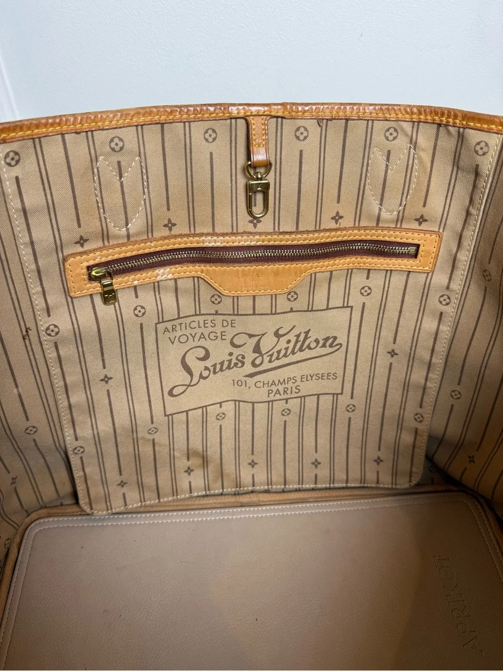Louis Vuitton Neverfull GM Monogram Canvas C. 2018